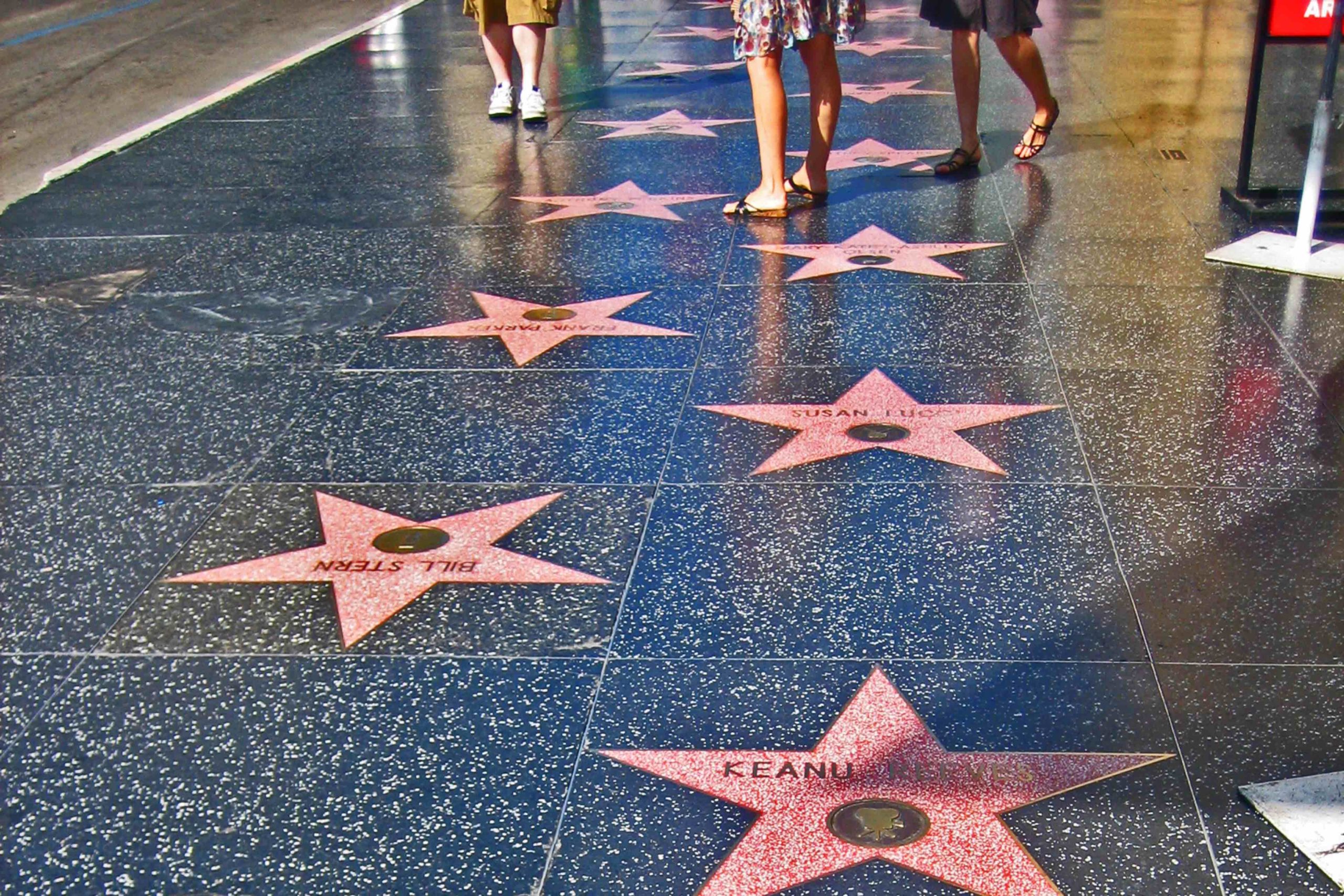 Какие звезды на аллее славы. Лос Анджелес аллея звезд. Аллея славы в Лос Анджелесе. Голливудская «аллея славы» Голливуд. Звезды на аллее славы Лос-Анджелес.